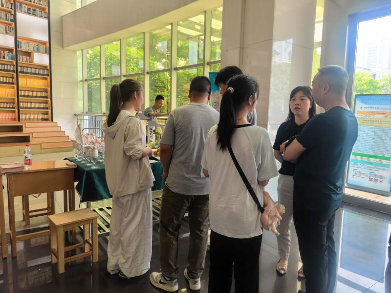 学校组织举行校园开放日和南北场咨询会活动