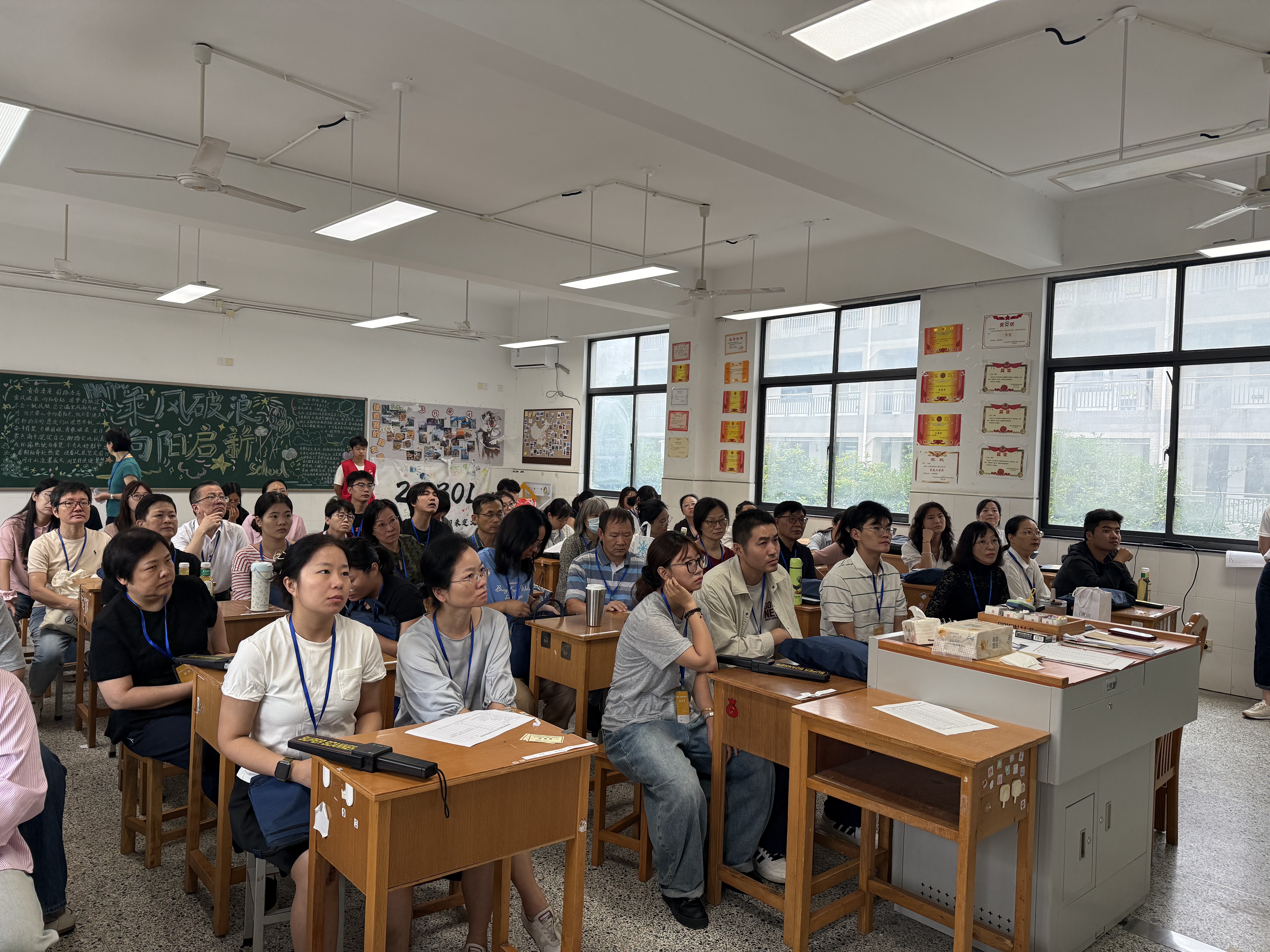 图片2.jpg 图片2.jpg
